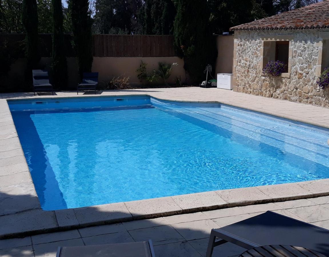 Le Mas Des Vergers Salon-de-Provence Eksteriør bilde