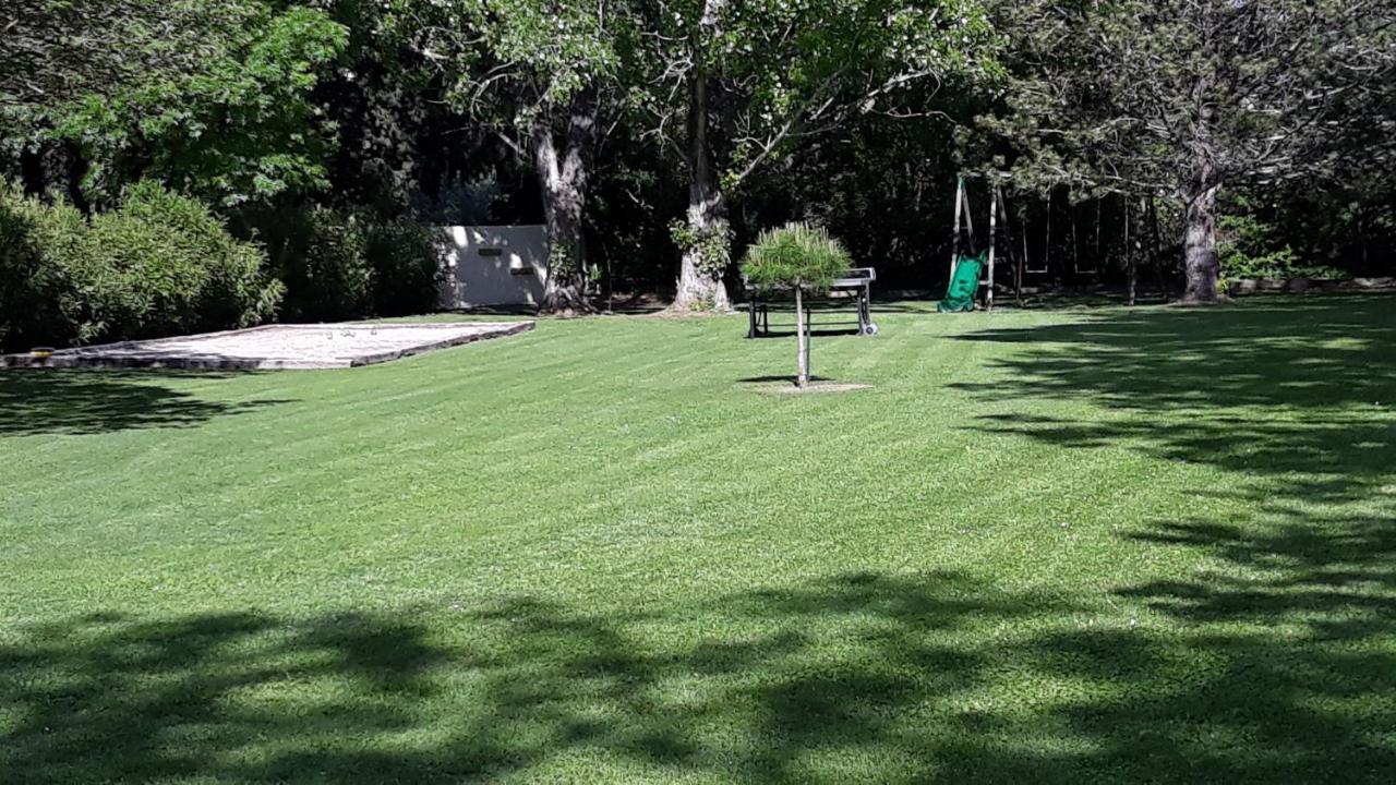 Le Mas Des Vergers Salon-de-Provence Eksteriør bilde